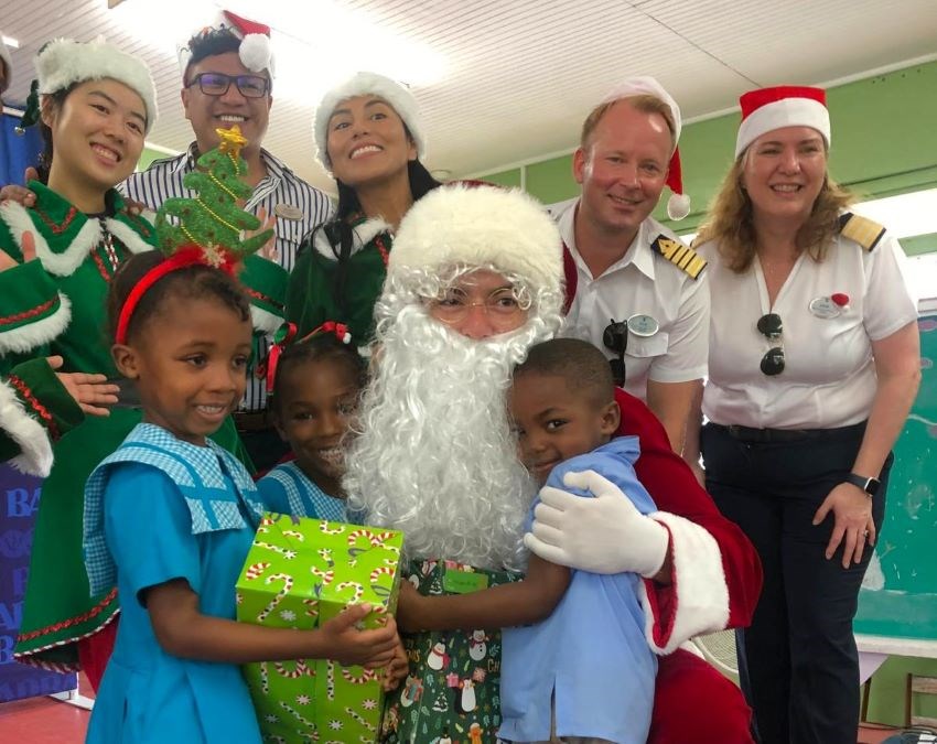 FCCA & Royal Caribbean Bring Cheer To Local Children