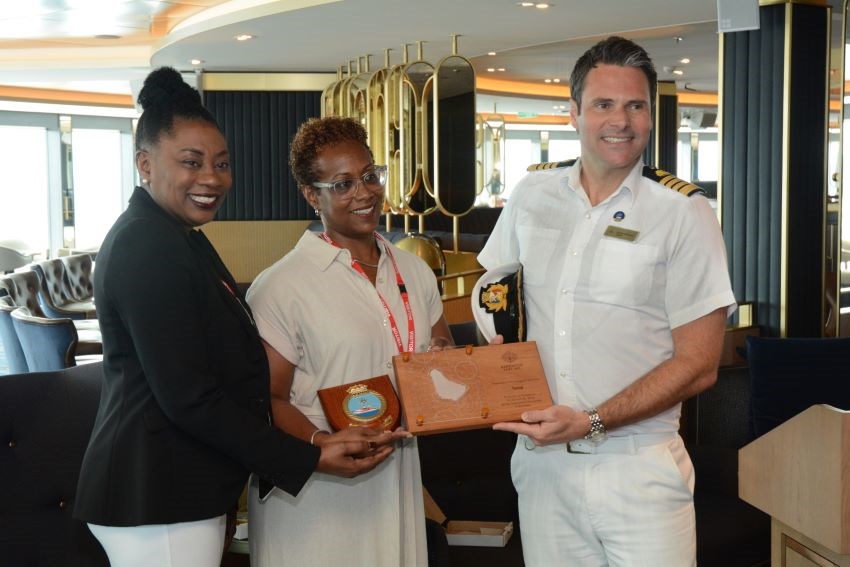 Barbados Welcomes Another P&O Vessel – MS Iona